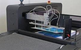 Intec ColorCut FB 9000 PRO – automatischer digitaler Stanz- und Flachbettschneider / Riller