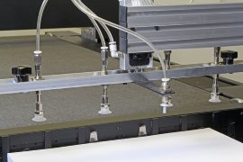 Intec ColorCut FB 9000 PRO – automatischer digitaler Stanz- und Flachbettschneider / Riller