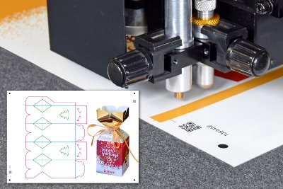 Intec ColorCut FB 9000 PRO – automatischer digitaler Stanz- und Flachbettschneider / Riller