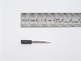spare needle for tag fastener