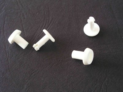 rivet plastic 10 mm