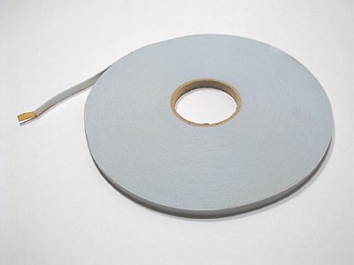 Doppelseitiges Klebeband, 19 mm, beidseitig stark haftend, 1 mm PE-Schaum, Länge: 50 m