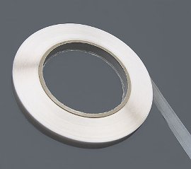 Doppelseitiges Klebeband mit Vliesträger, beidseitig stark klebend, / mm, überstehender Liner (Fingerlift), Länge m, Dicke: , mm