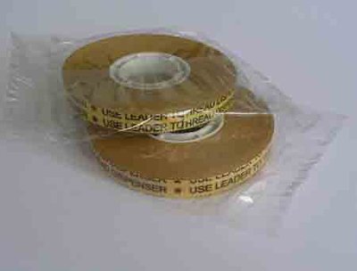 Transferklebeband, trägerlos, 9 mm Breite / 33 m Länge, für doppelseitige Klebungen
