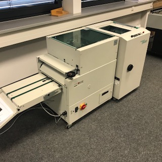 Broschürenfertigungssystem Nagel Foldnak